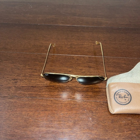 vintage 1980s Ray-Ban Gold Frame aviator Sunglasses - Picture 8 of 14